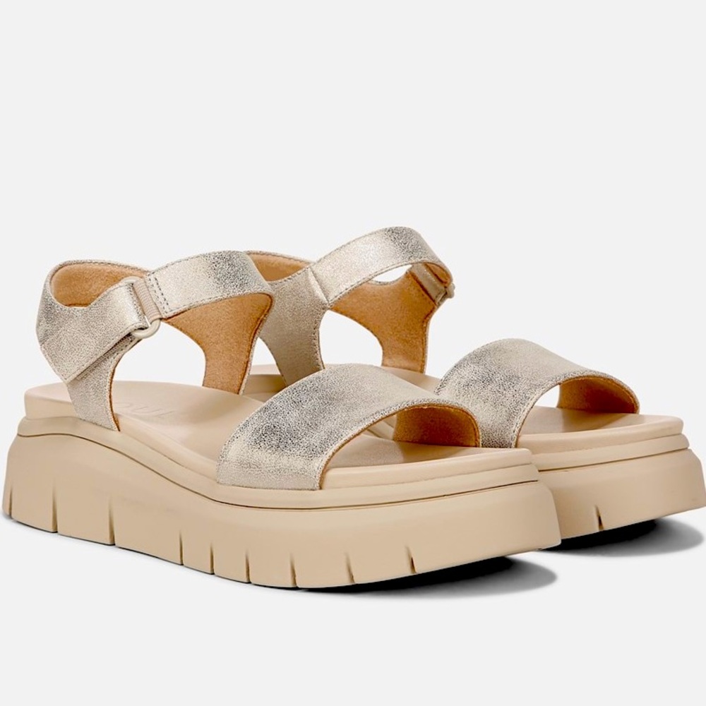 SOUL Naturalizer Cream Platform & Gold Sandals with Adjustable Straps NWT 11Wide